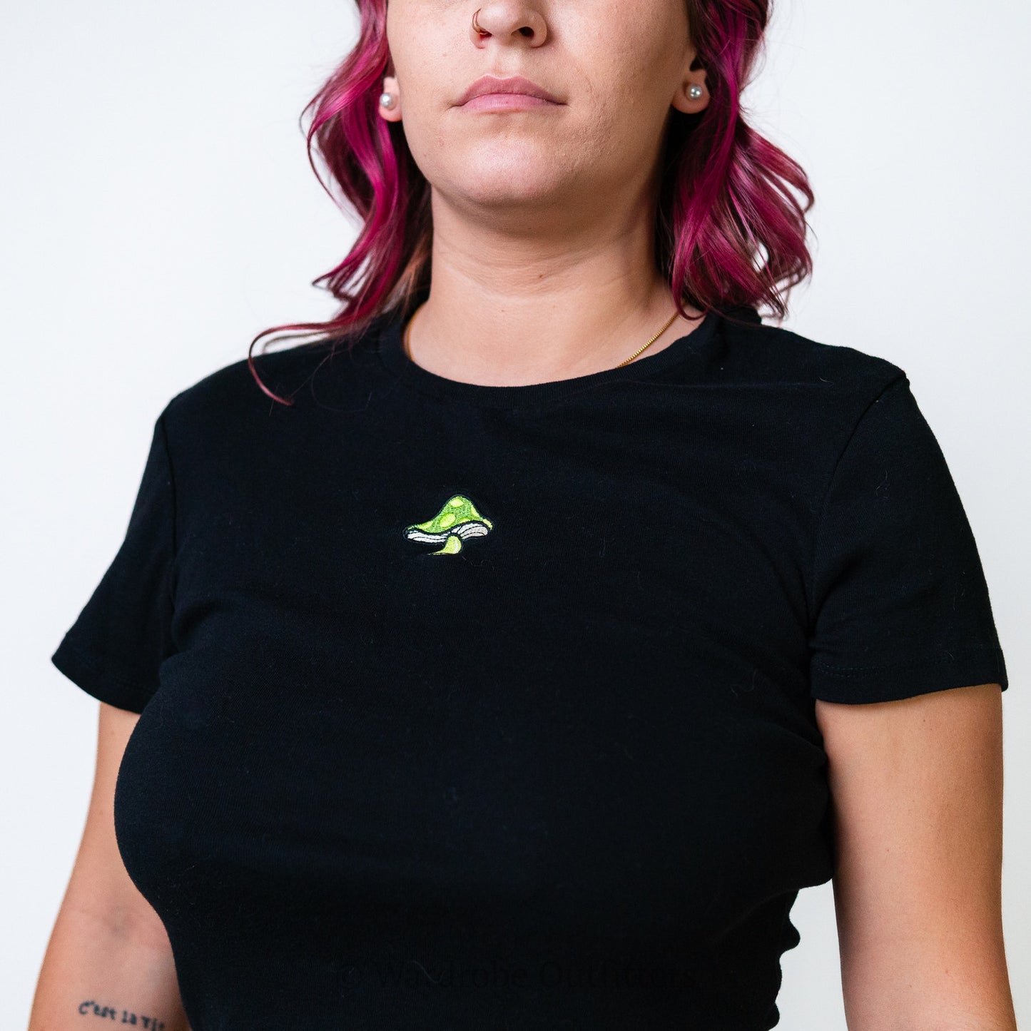 Simple Black Mushroom Cropped Tee Shirt