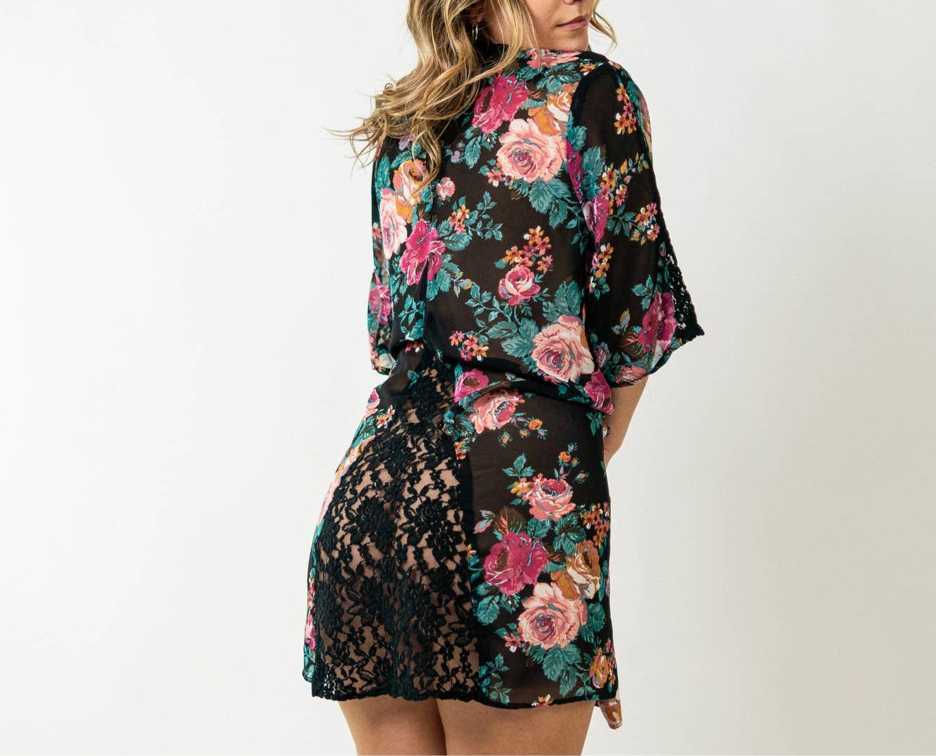 Black x Floral & Lace Robe Lingerie