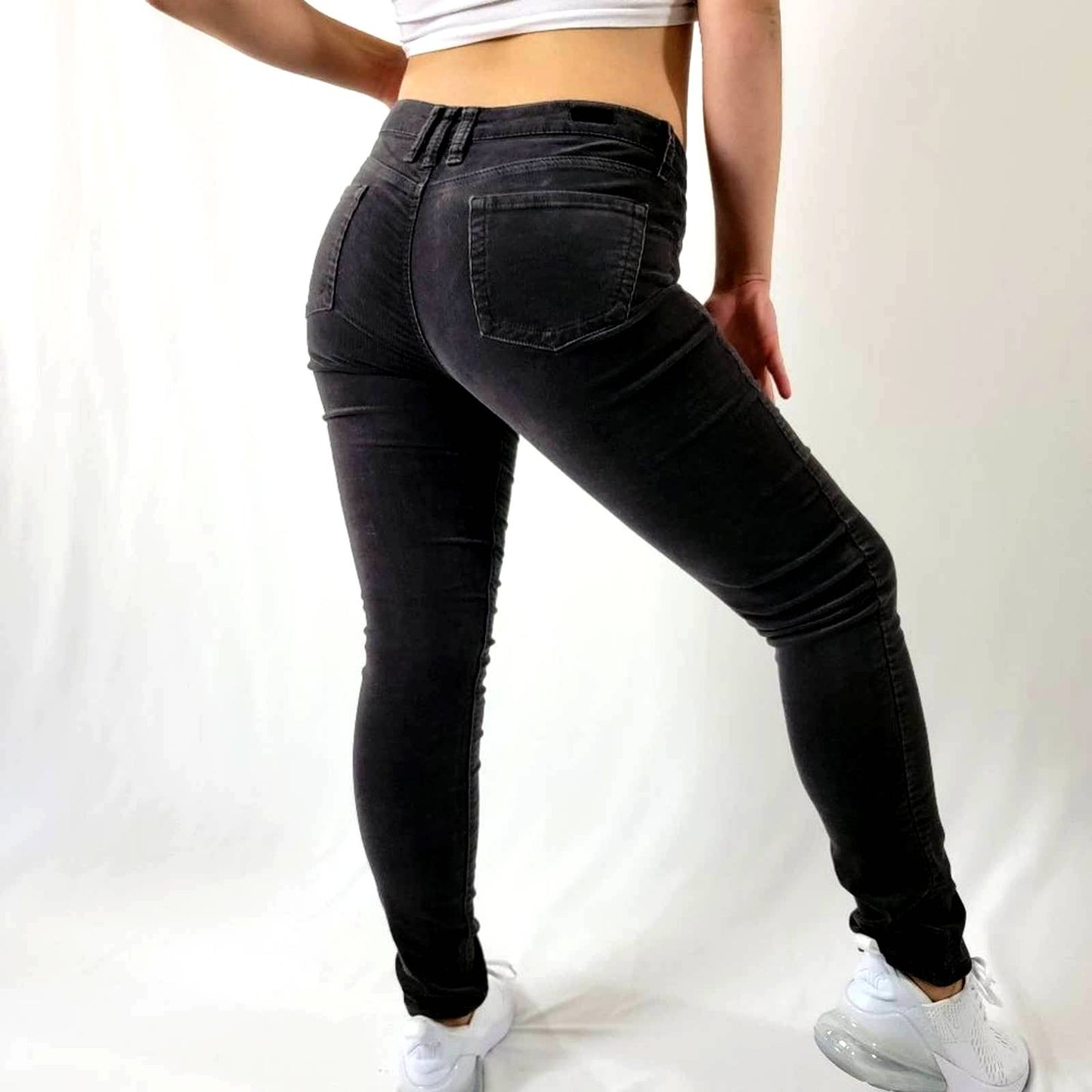 Kut from the Kloth Diana Skinny Black Corduroy Jeans - 6