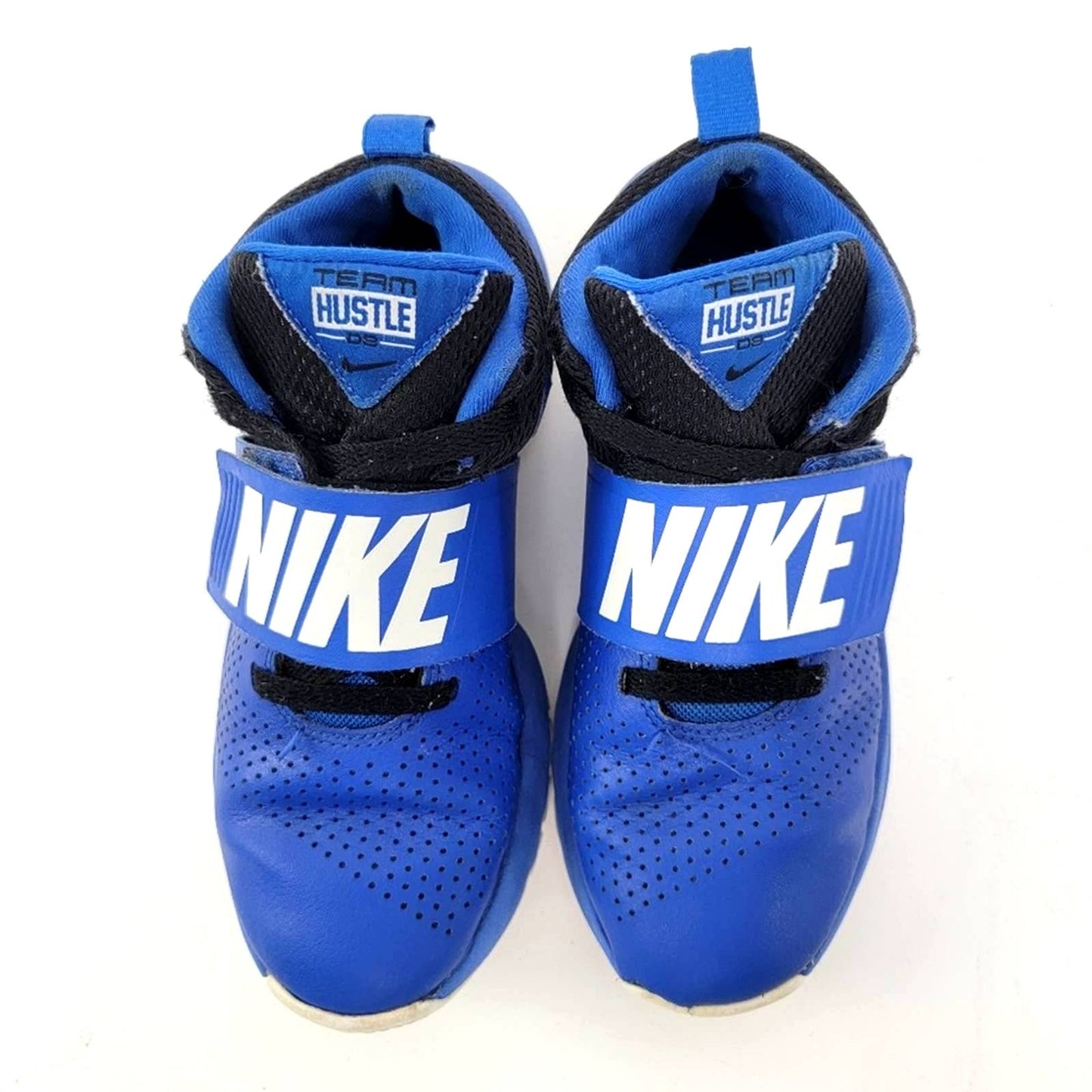 Nike Team Hustle D 8 (GS) Youth Athletic Shoes - 4Y