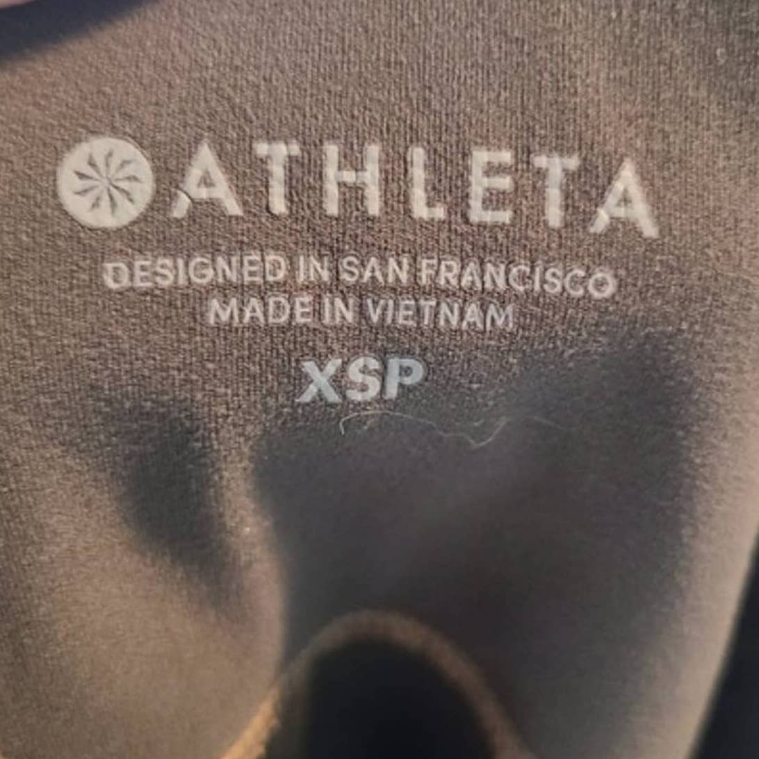 Athleta Salutations Stash Pocket Full Length Leggings - XS