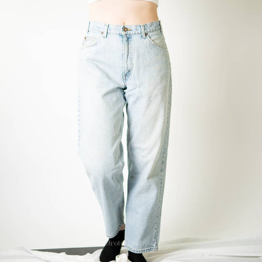 True Vintage 90s Levi 550s Faded Distressed Stonewash Denim Jeans