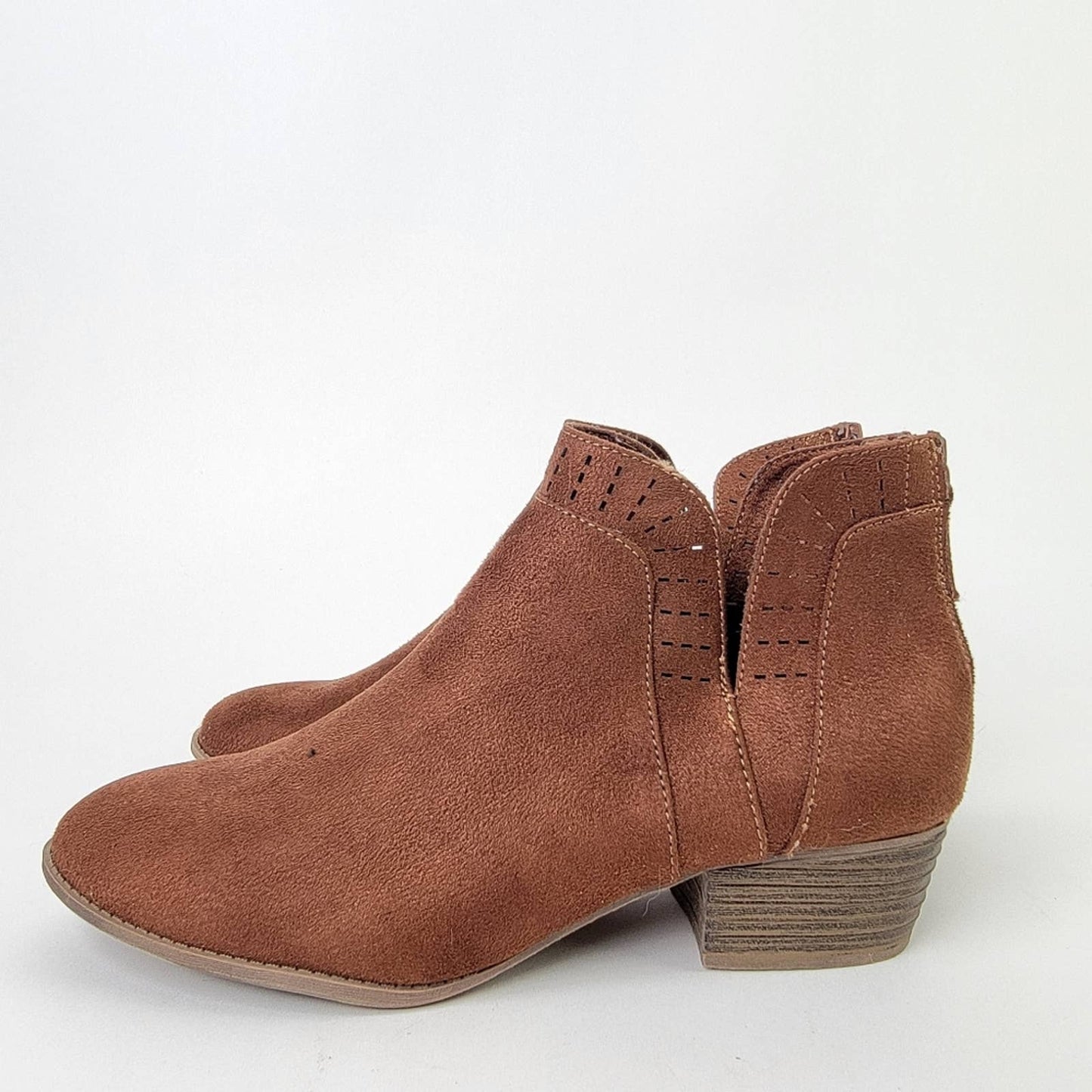 Arizona Julian Block Heel Booties - 9