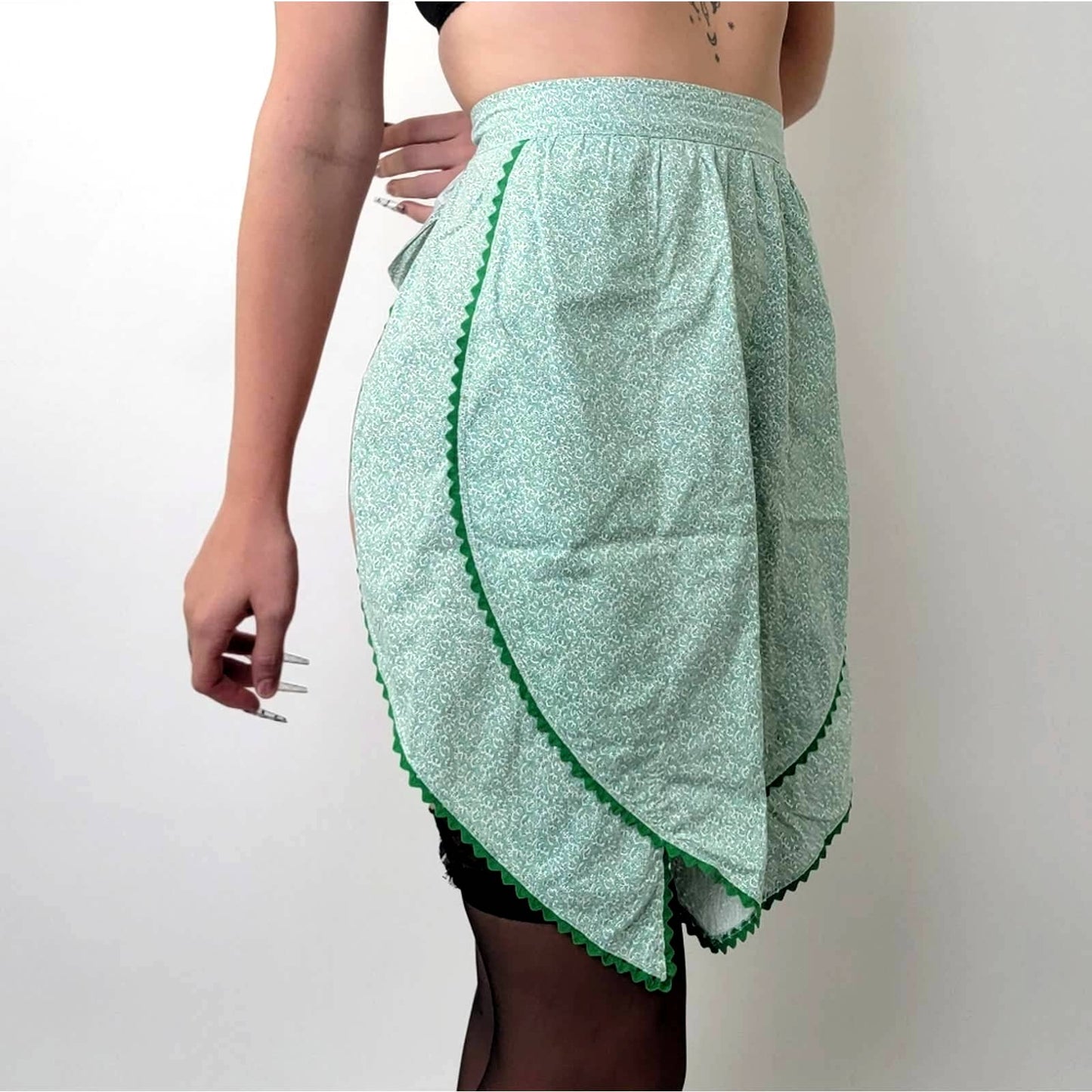 Vintage 1950's / 1960's Mint and Forest Green Pebble Kitchen Cooking Apron