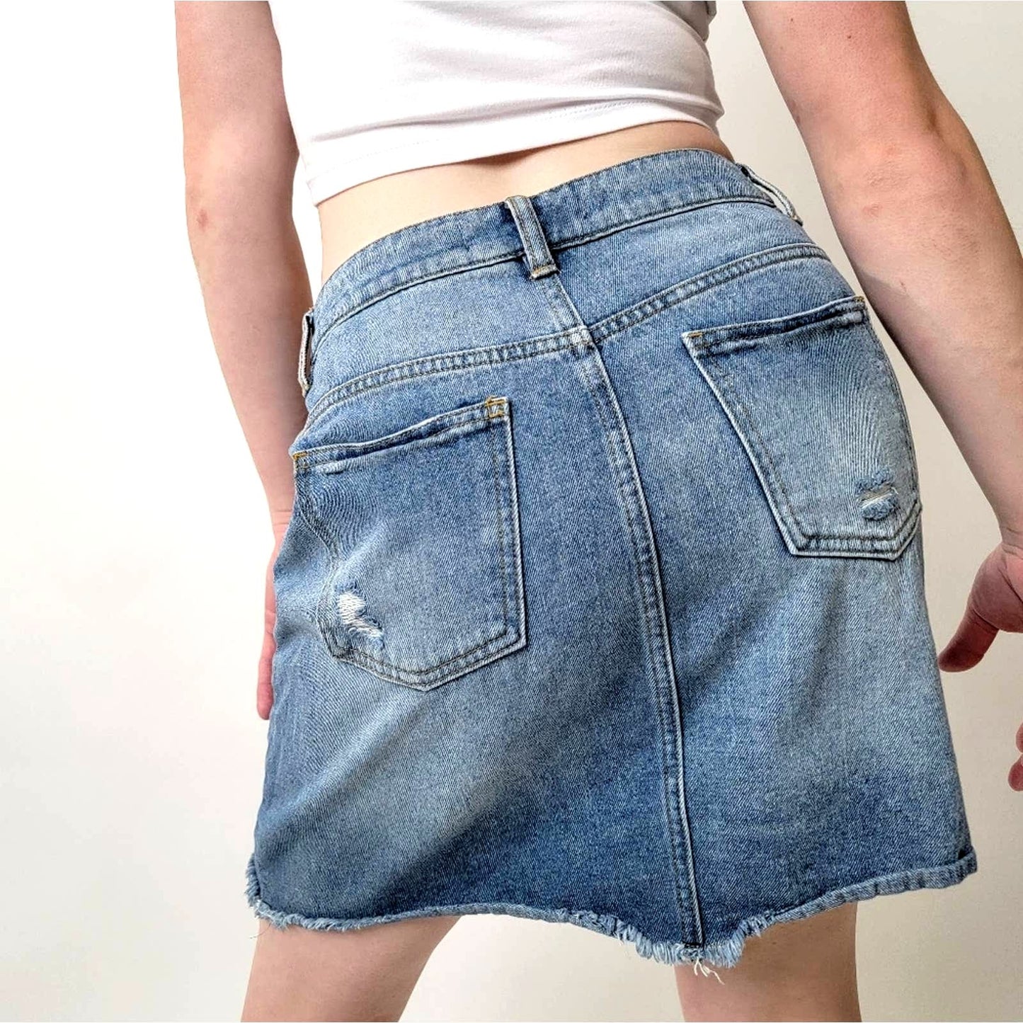 Harper Distressed Light Wash Denim Jean Mini Skirt - M
