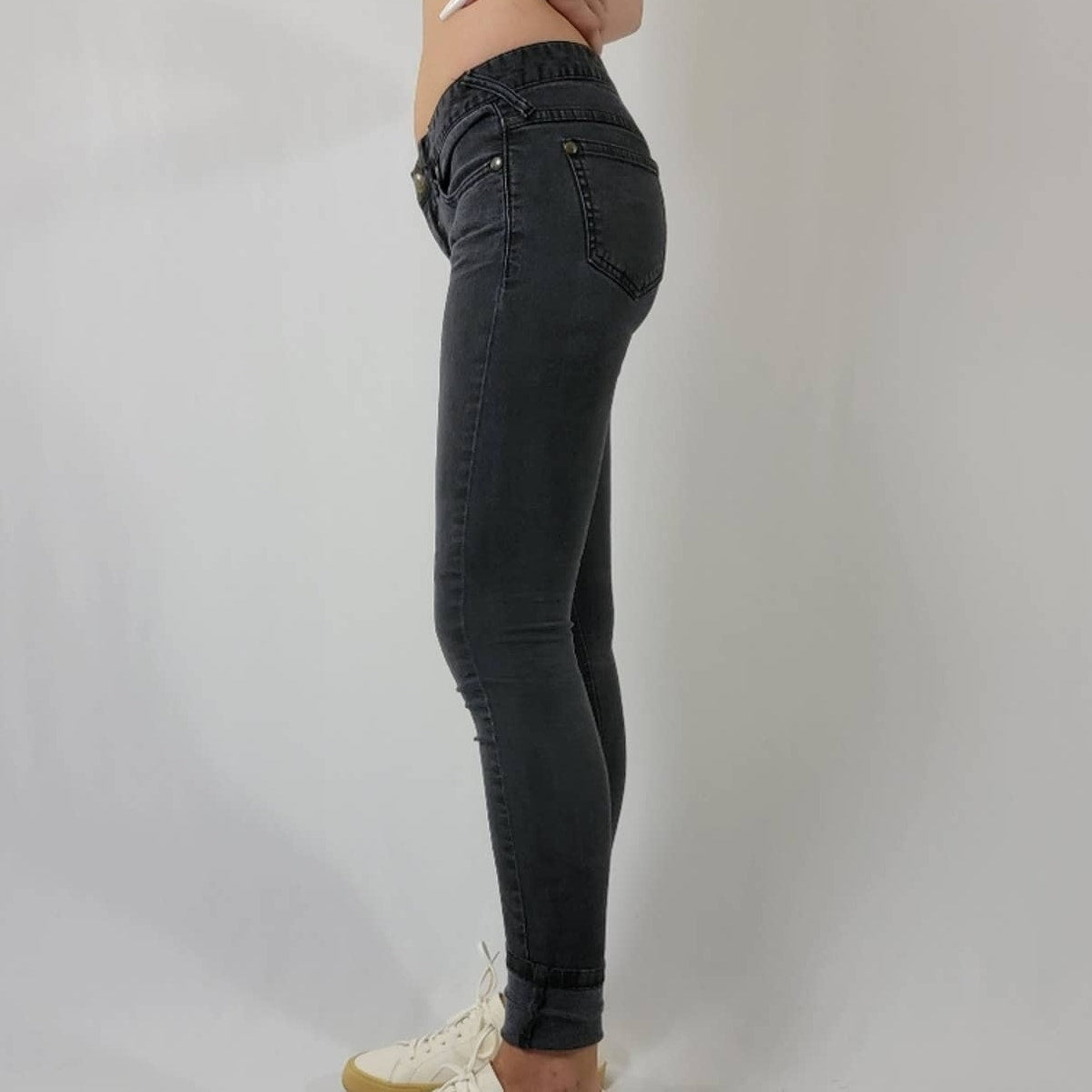 Free People LOW rise Girlfriend Black Skinny Jeans - 2