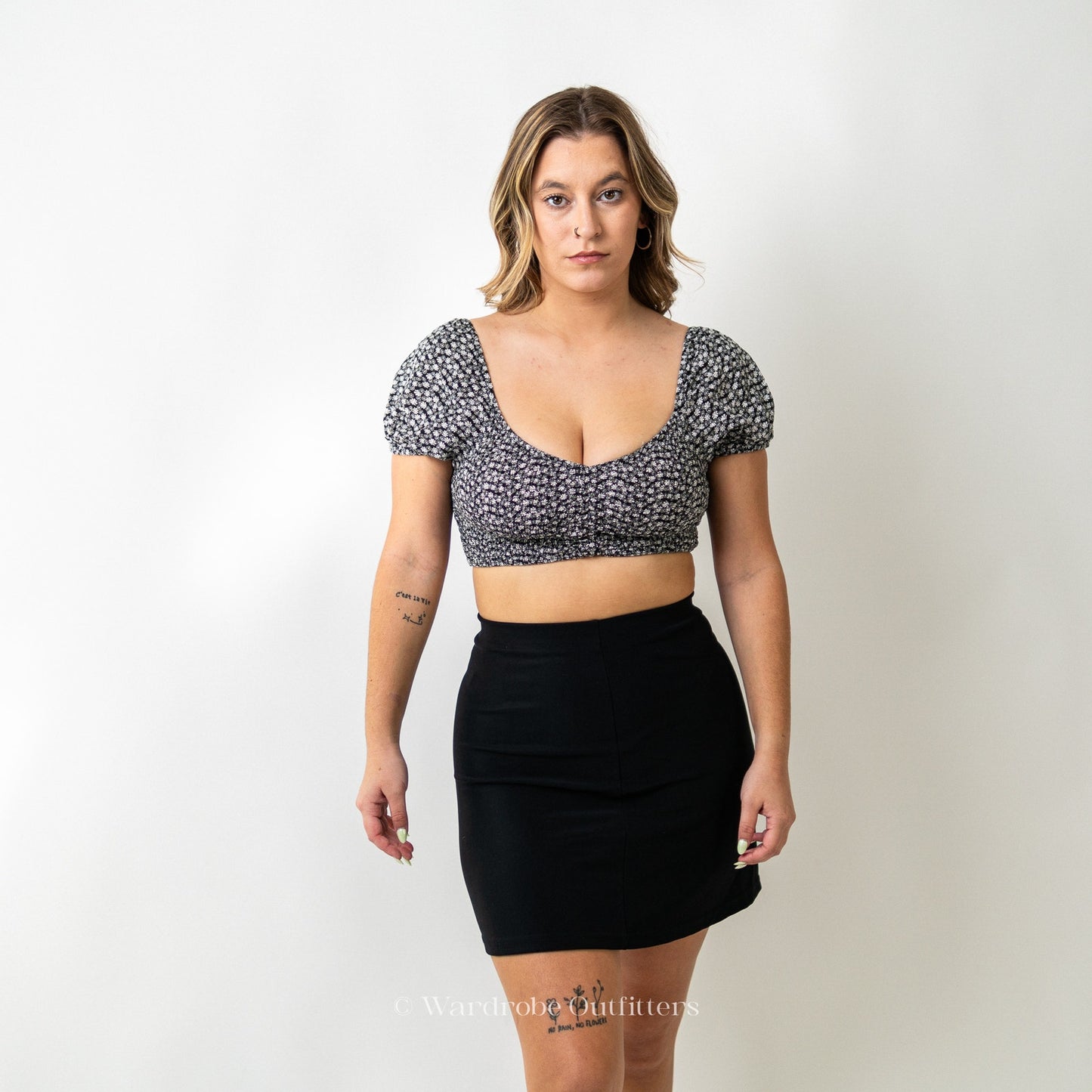 Low Cut Halter Cropped Peasant Blouse