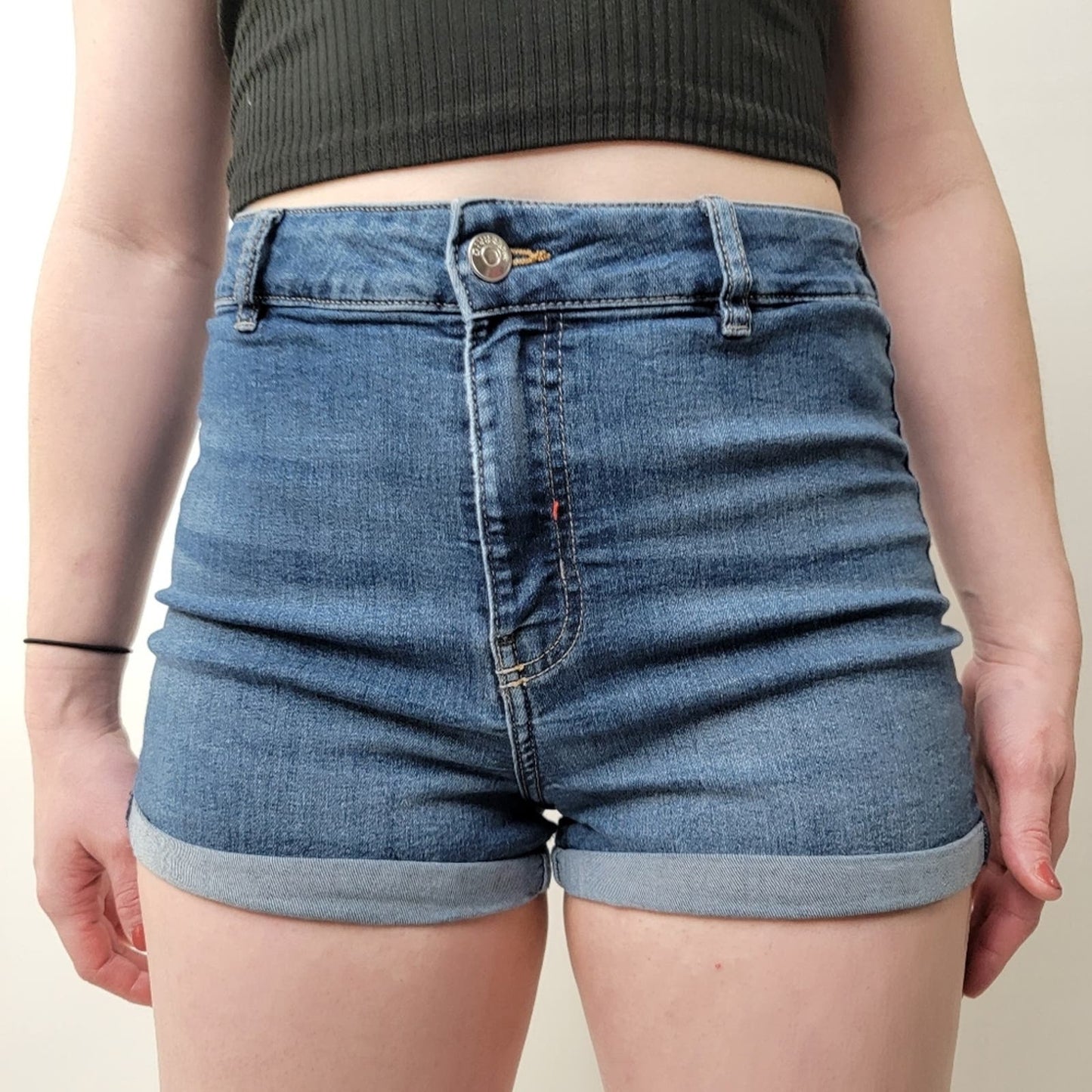 H&M Divided High Rise Denim Mom Shorts - 10