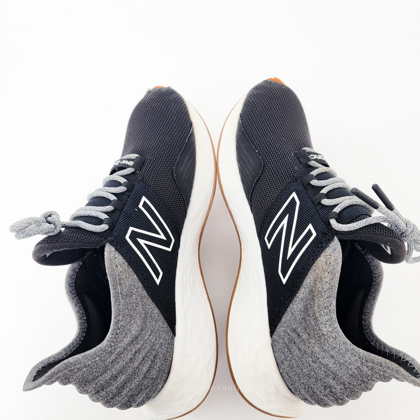 New Balance Fresh Foam Roav Tee Shirt Sneakers