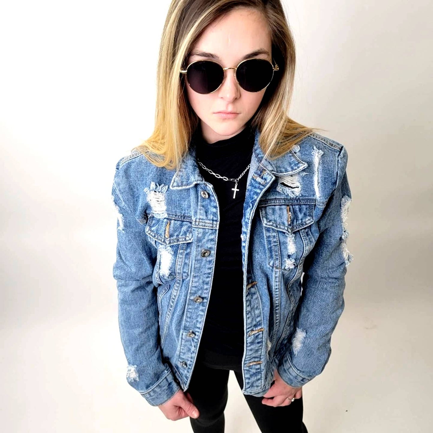 Ripped Faded Wash Denim Jean Trucker Jacket - L