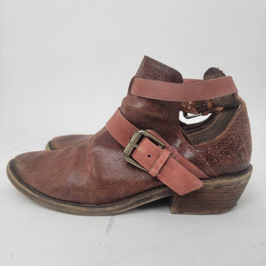 Lucky Brand Chaves Cutout Leather Double Strap Ankle Booties -10M