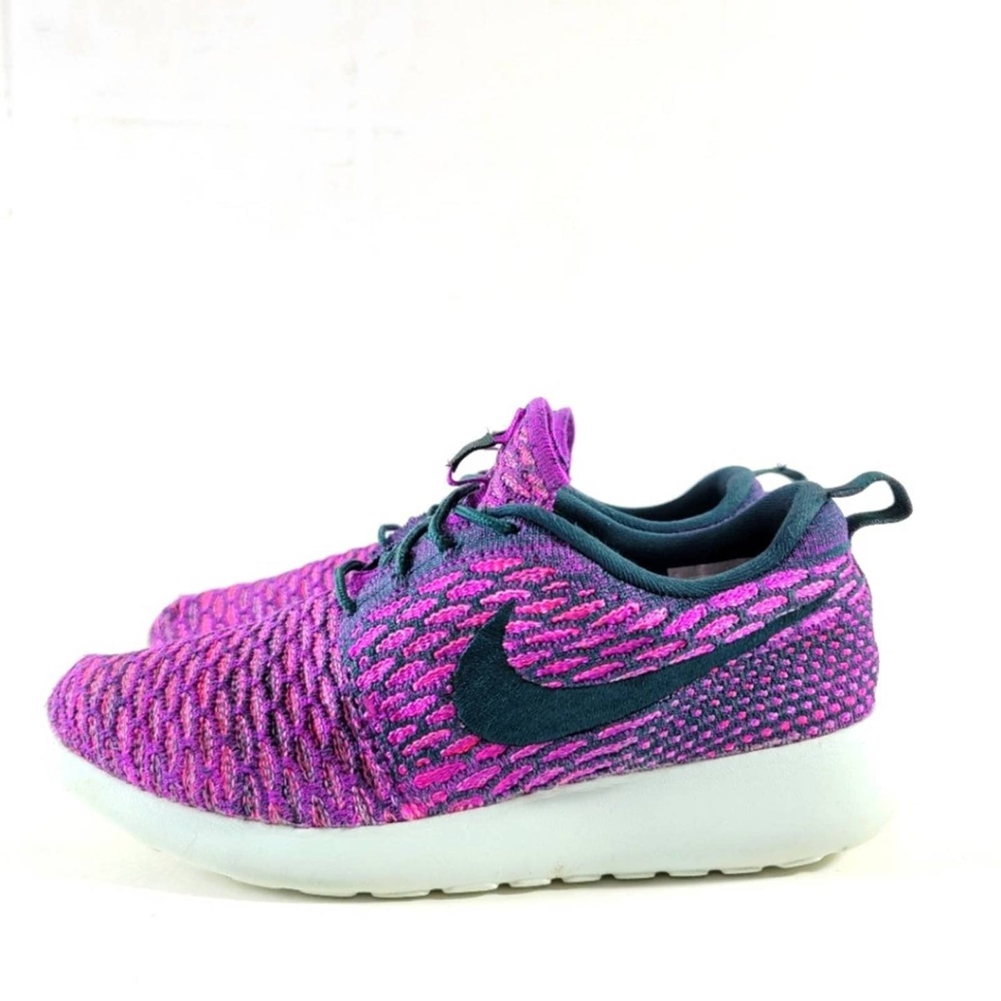 Nike Rosherun Flyknit Sneakers - 7