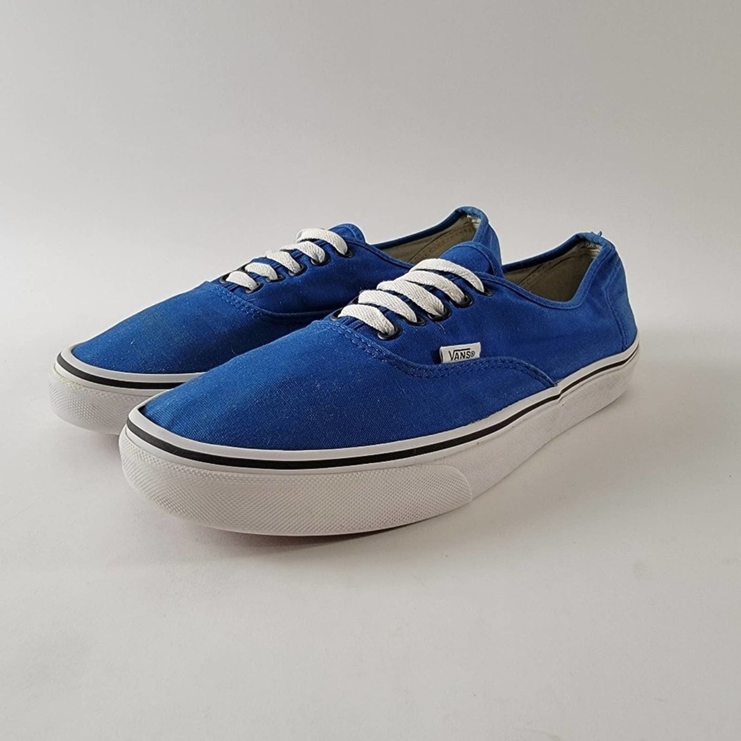 Vans Atwood Classic Lace Up Low Top Sneakers - 9.5 / 11