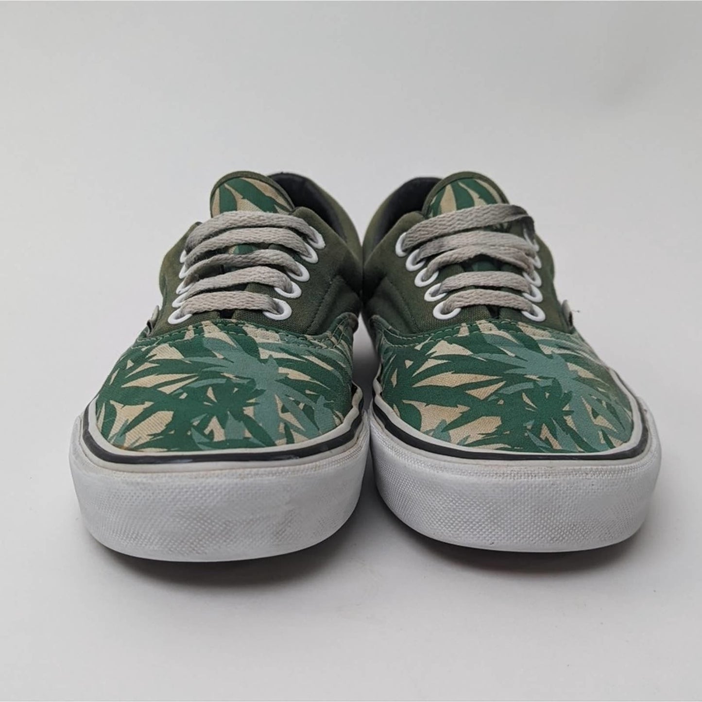 Rare Mary-J Leaf Low Top Vans - 7.5/9