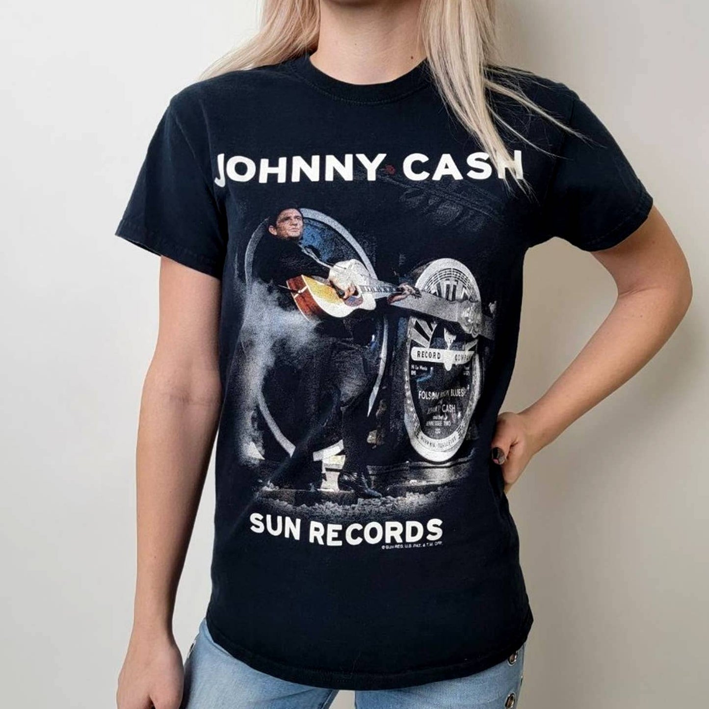 Johnny Cash King Of Country Sun Records Band Tee - S