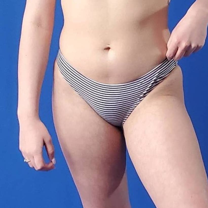 NWOT Aerie Black and White Striped Bikini Bottom - M