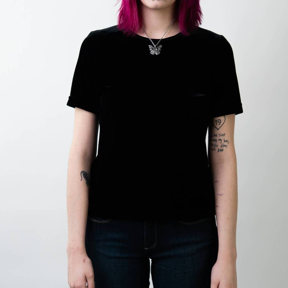 Vintage 90's Black Velour Short Sleeve Tee Top - S