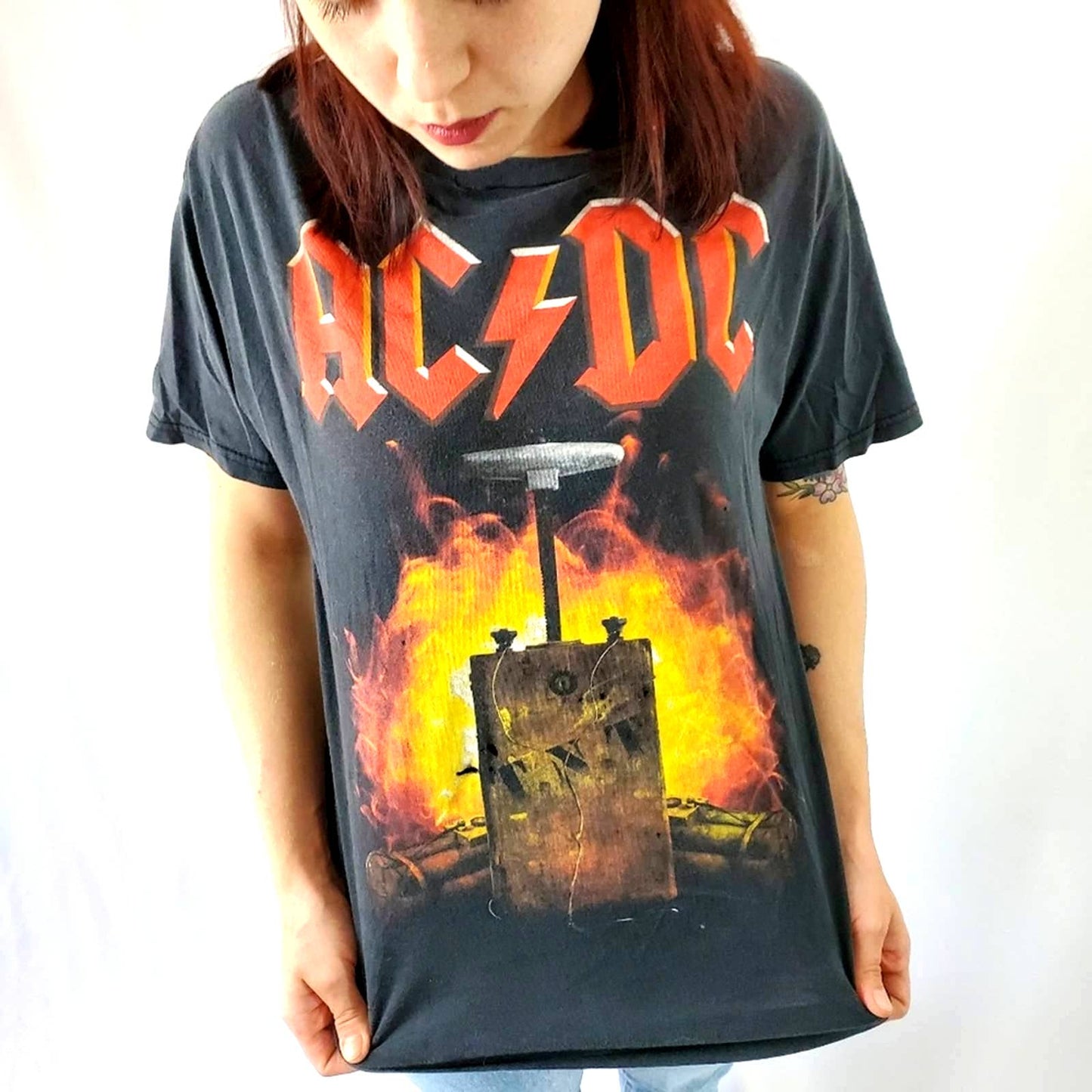 AC/DC Distressed Graphic Band Tee - M