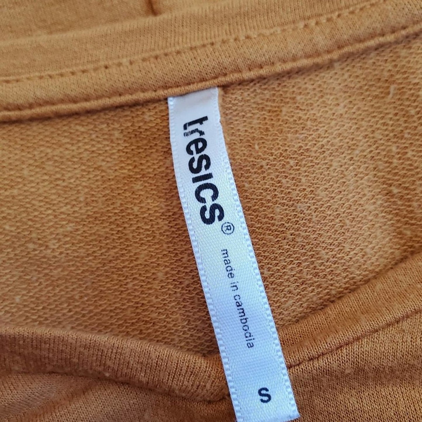 Tresics Long Sleeve Mustard Yellow Crop Top - S