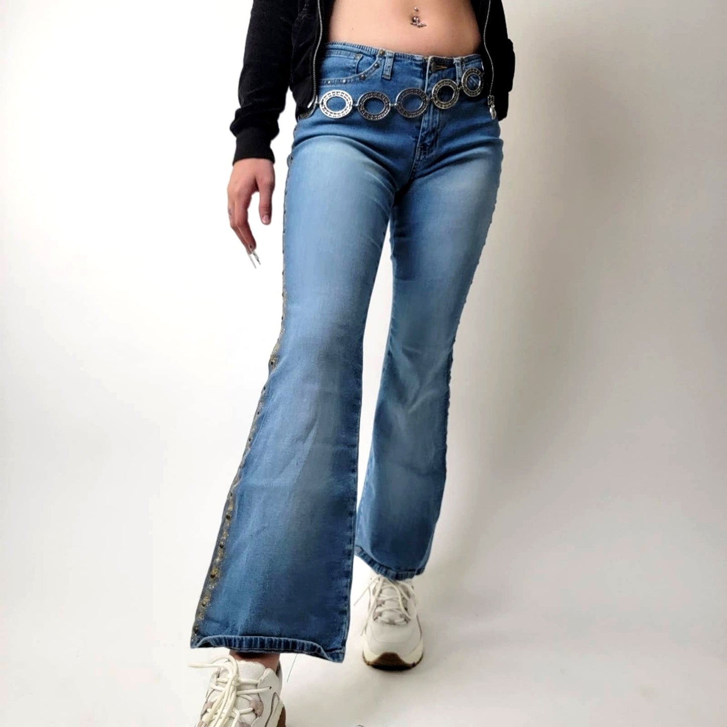 Vintage Y2K Angels Flare seamless low rise light wash Jeans - 28