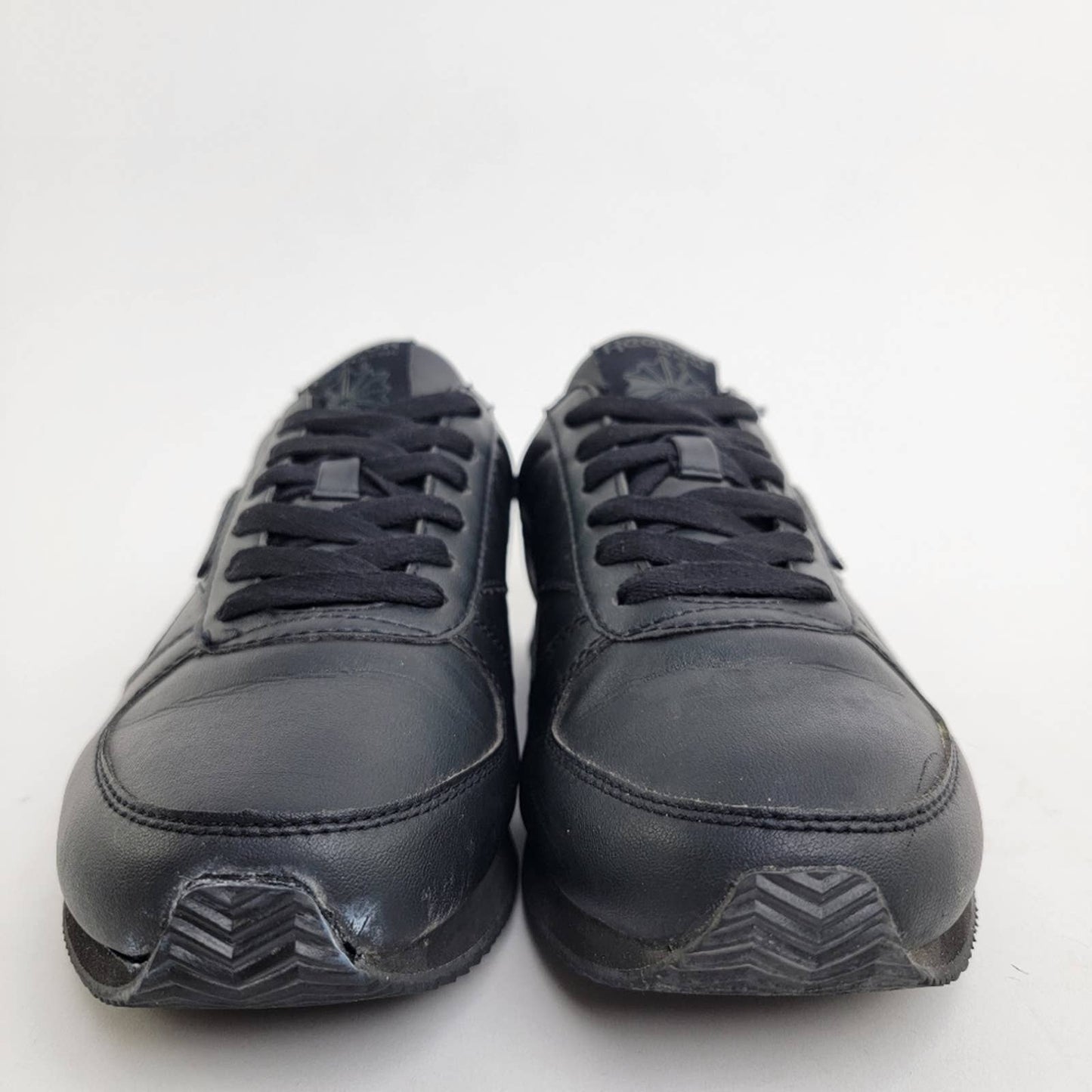 Reebok Black Classic Leather Sneaker Tennis Shoes - 8