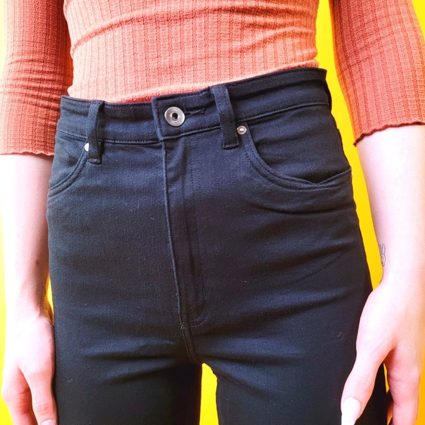 H&M Black High-Waisted Skinny Jeans - 6