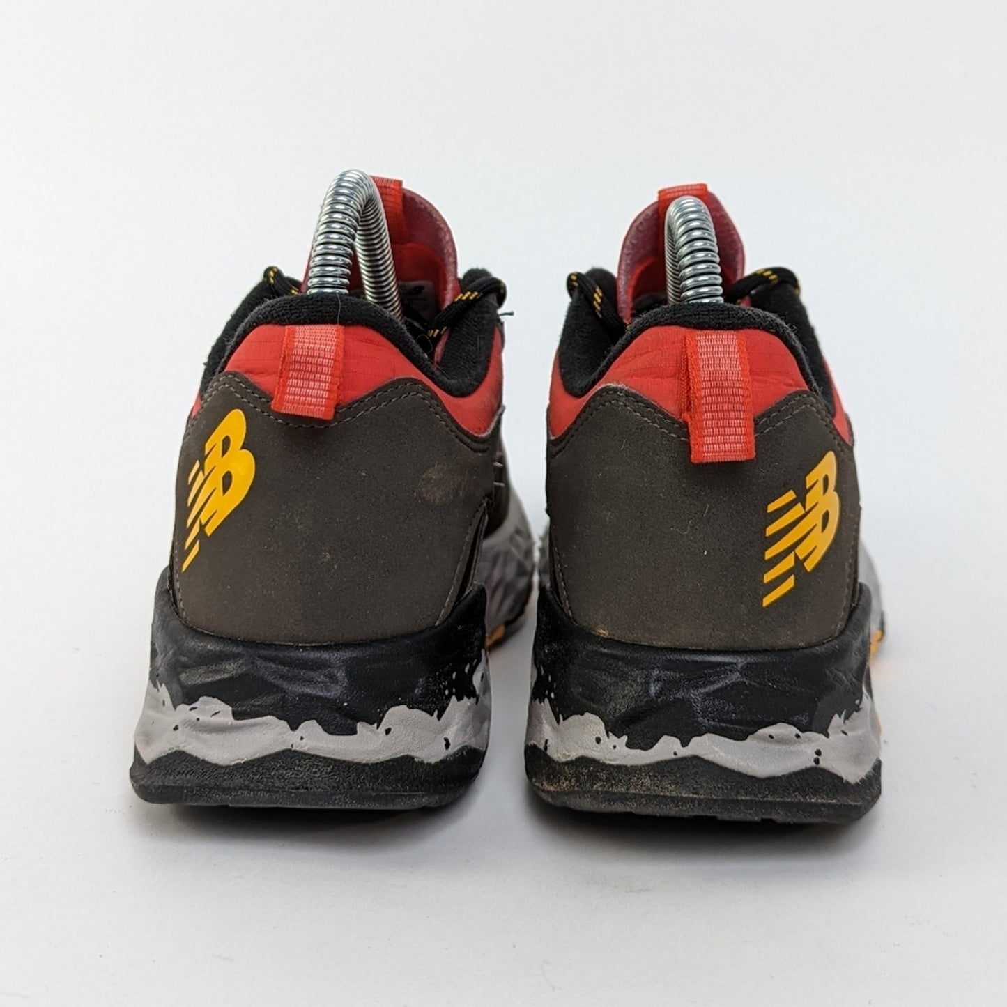 New Balance Fresh Foam 850 All Terrain 'Neo Flame Black' - 7.5