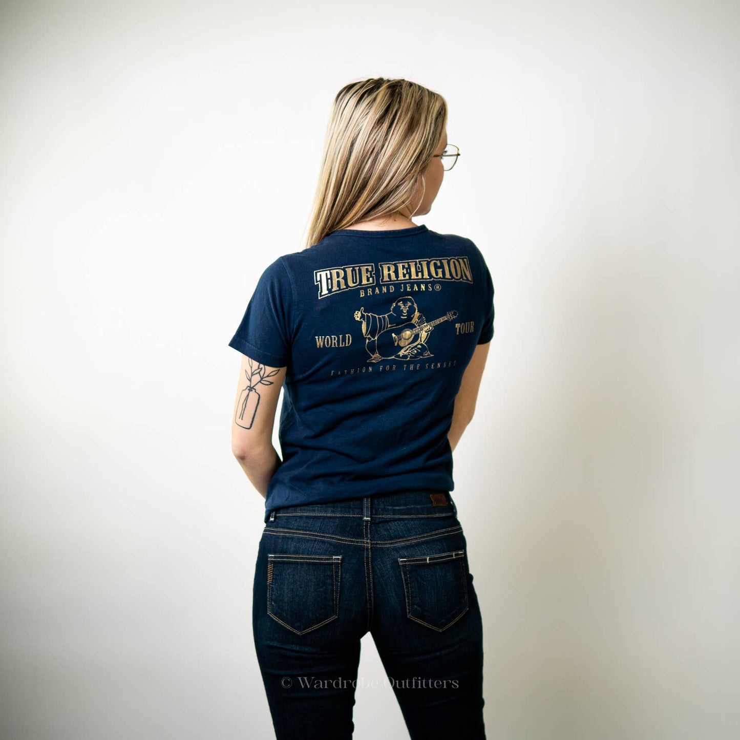 Like New True Religion WORLD TOUR Big Buddha Tee Shirt
