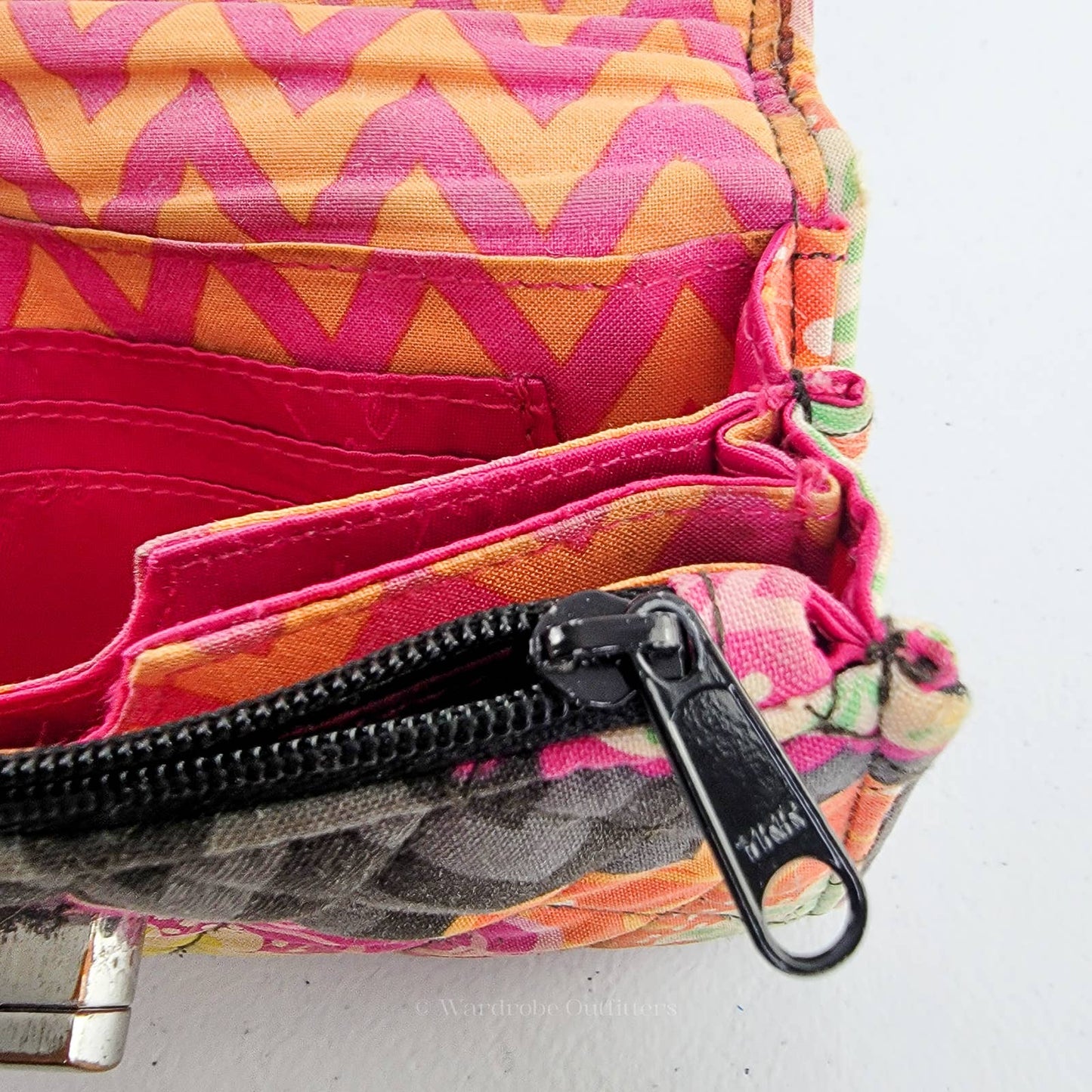 Vera Bradley Euro Ziggy Zinnia Paisley Floral Quilted Wristlet Wallet