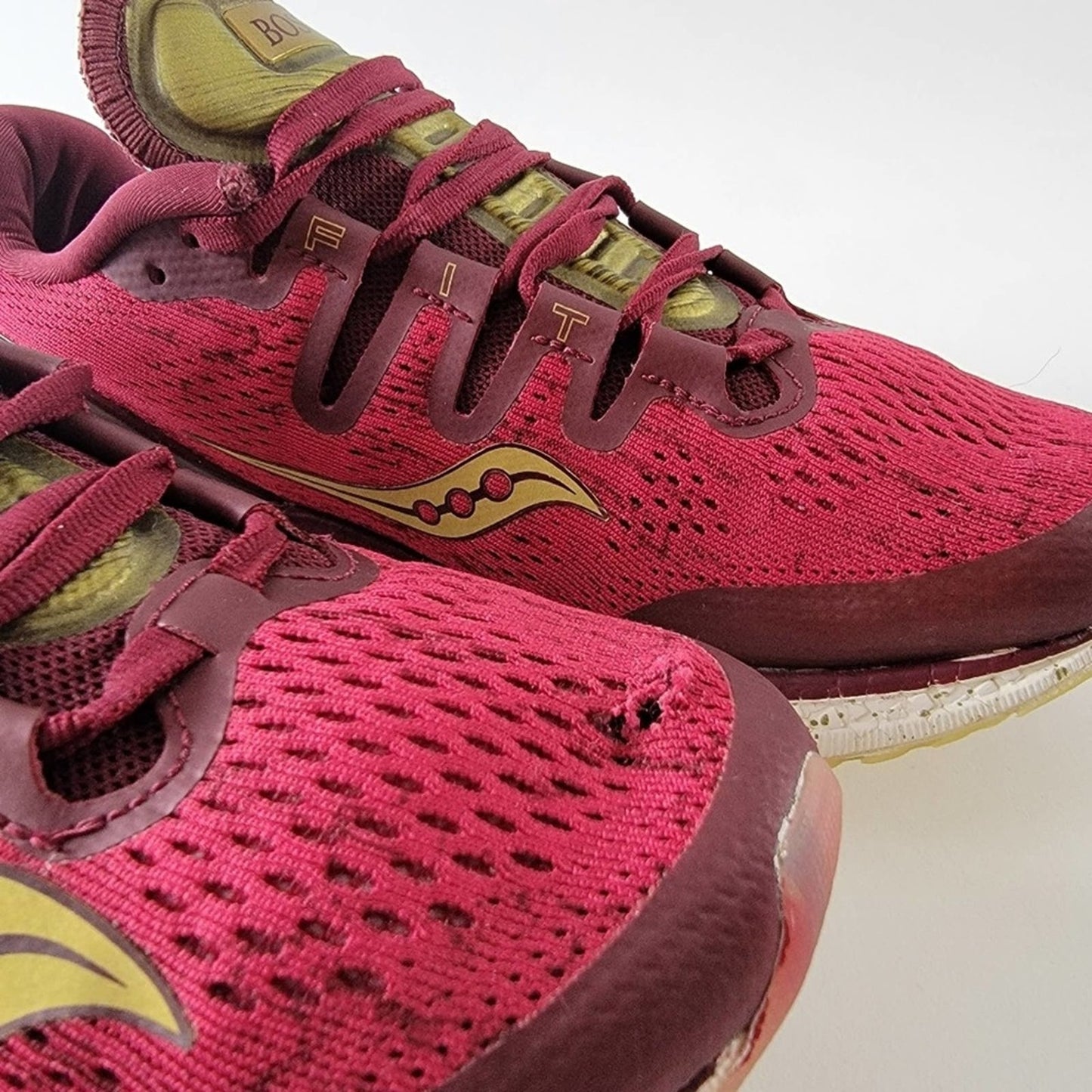 Rare Saucony Limited Edition Boston Freedom ISO - 9.5