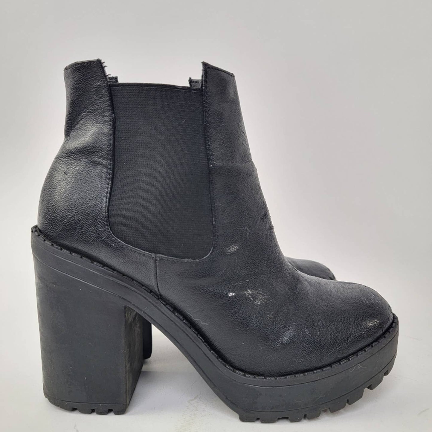Black Chunky Platform Round Toe Booties - 6