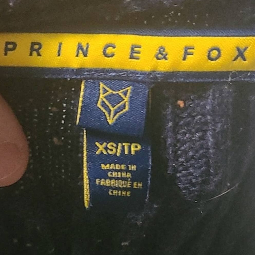 Prince & Fox Navy Cropped Ribbed Knit Cardigan - XS