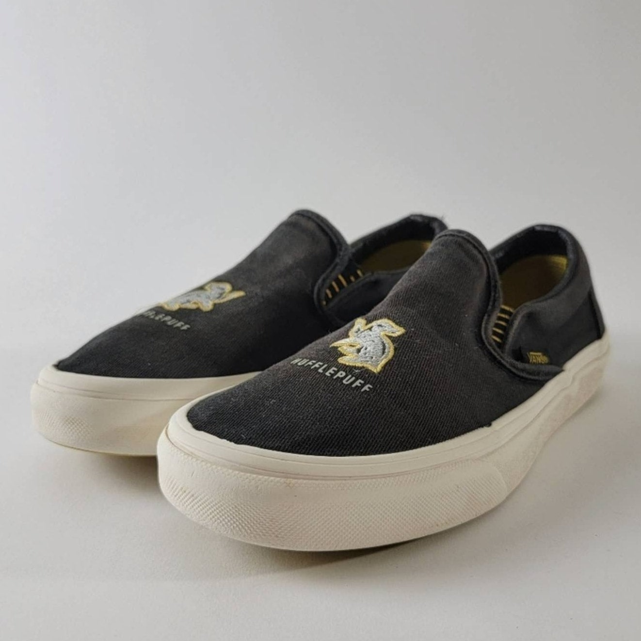 Vans Slip On x Harry Potter HufflePuff Sneakers - 5.5