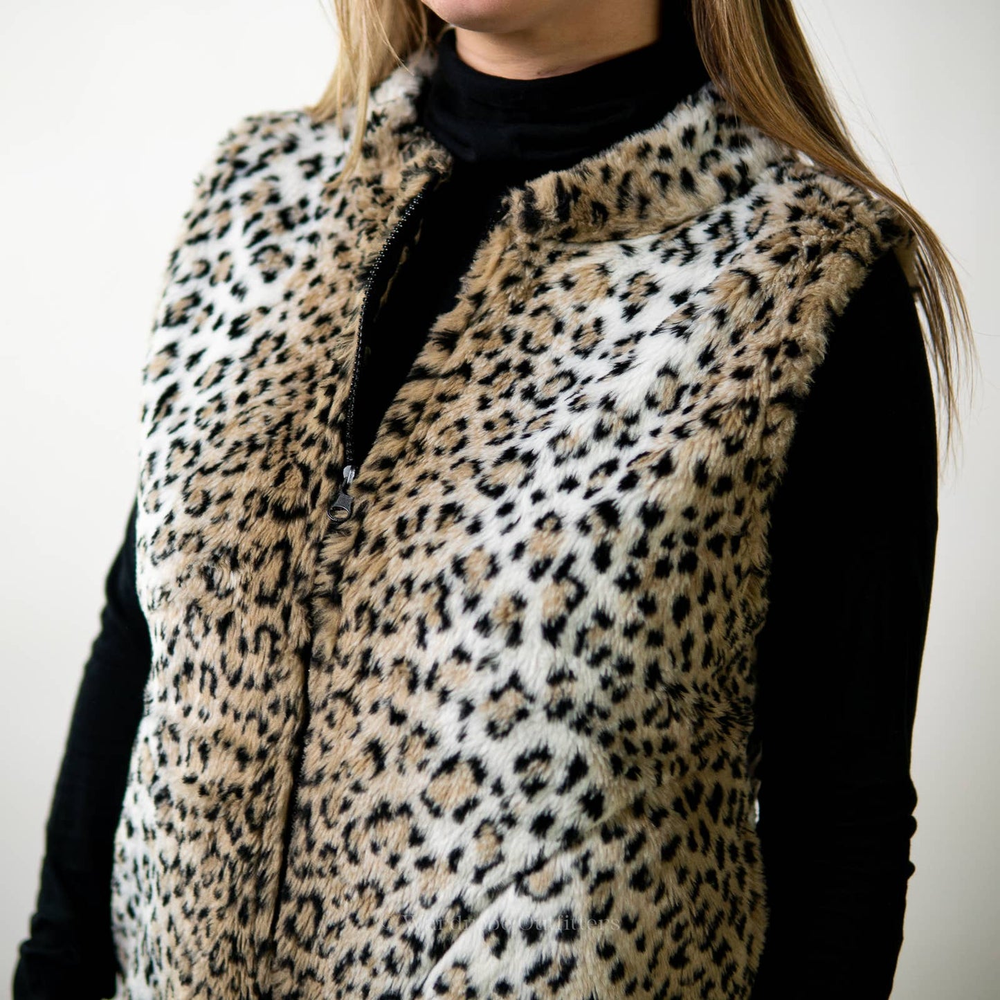 Vintage 1990s Leopard Animal Print Cobblestone Canyon Cheetah Faux Fur Vest - S