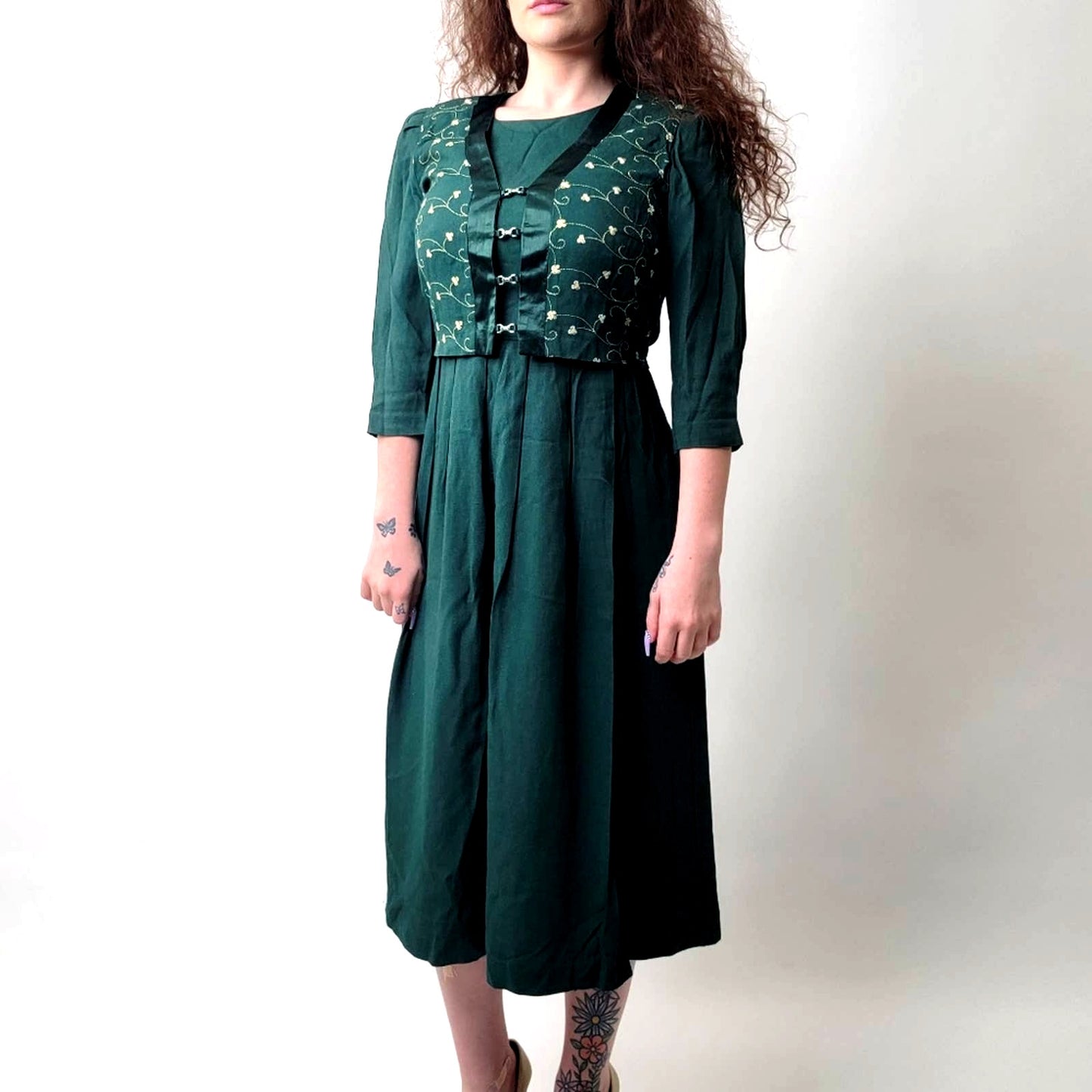 Vintage German Cottagecore Embroidered Emerald Plaid Dress