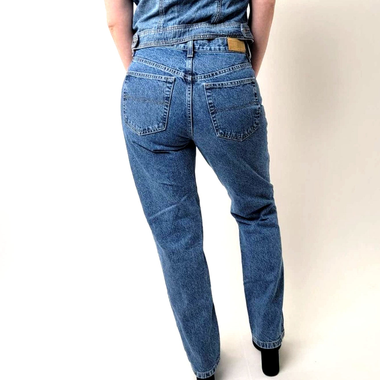 Vintage 90s Tommy Hilfiger High Rise Waist Grunge Mom Jeans - 6