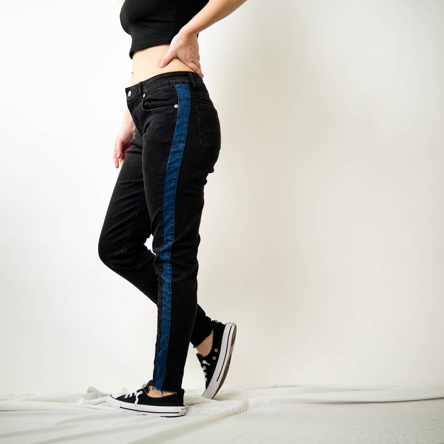 Roebuck & Co. R1893 Black Tapered Leg Stripe Skinny Jeans - 8