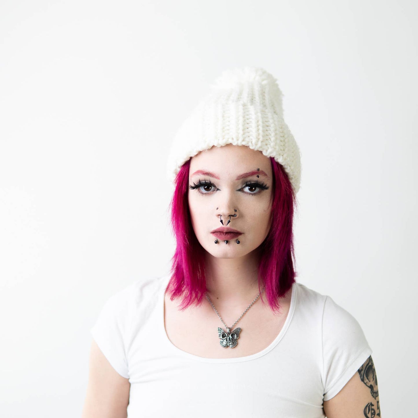 H&M White Crochet Knit Pom Hat / Beanie / Boggin / Slouch