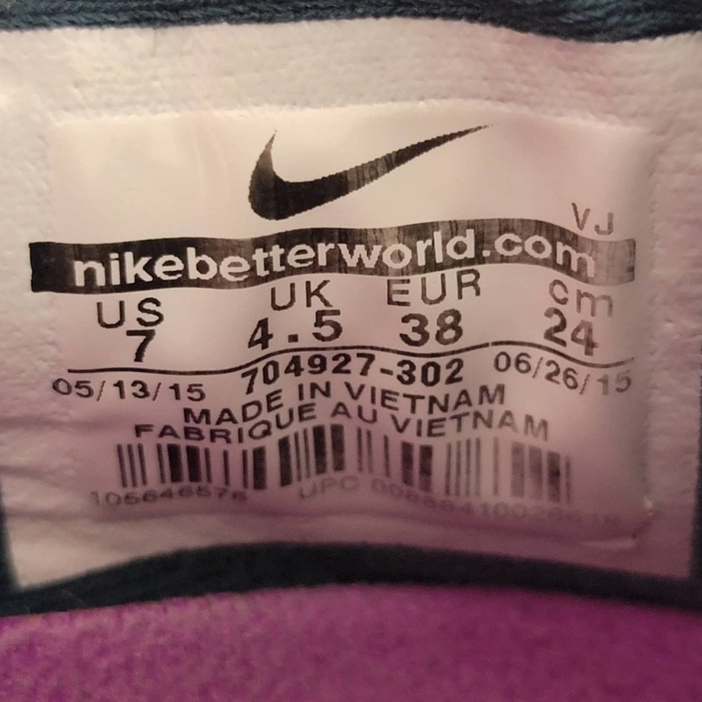 Nike Rosherun Flyknit Sneakers - 7