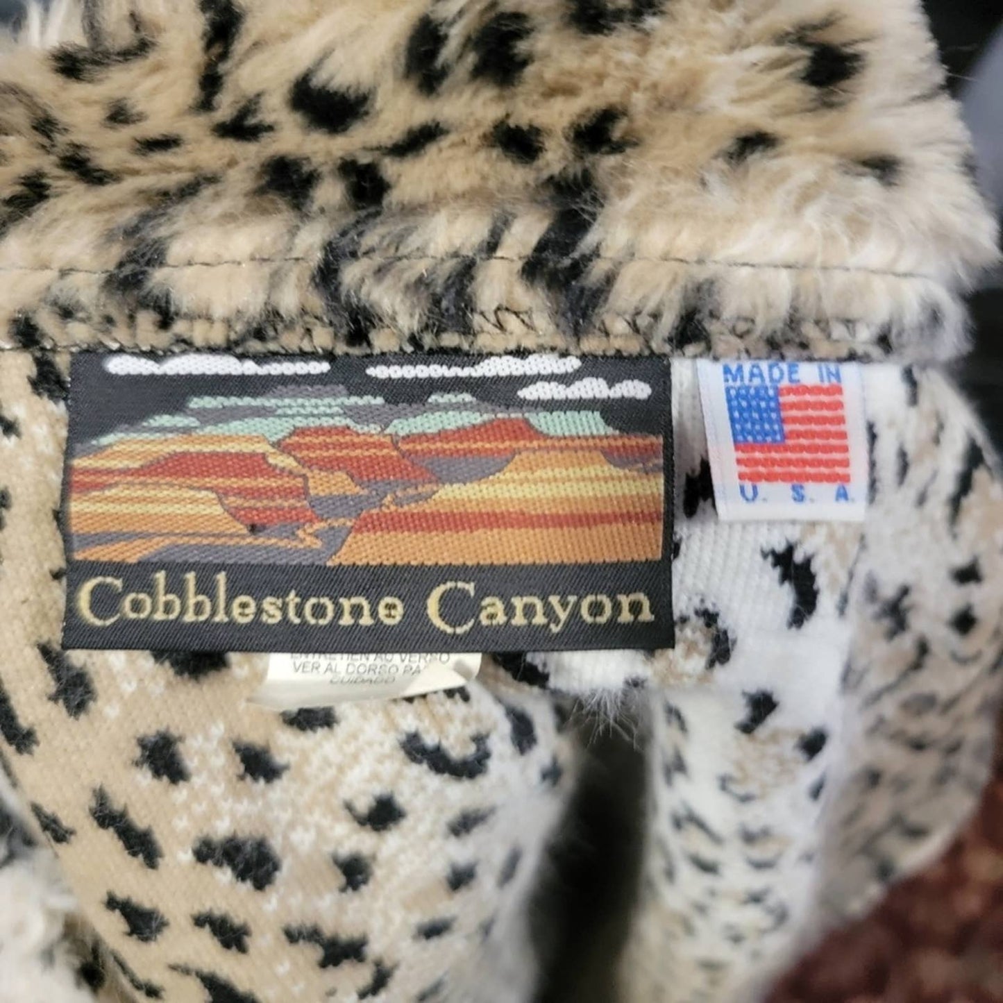 Vintage 1990s Leopard Animal Print Cobblestone Canyon Cheetah Faux Fur Vest - S
