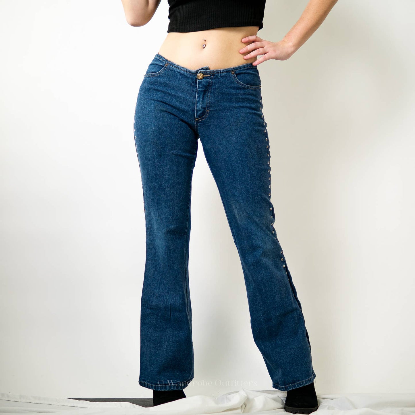 Vintage Y2K Flare Seamless Low Rise Studded Jeans - 4