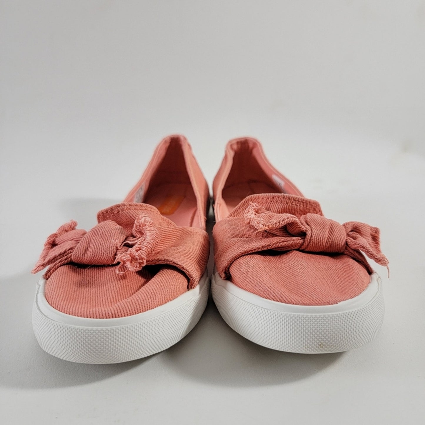 Coral Salmon Blush Rocket Dog Bow Flats Sneakers - 9.5