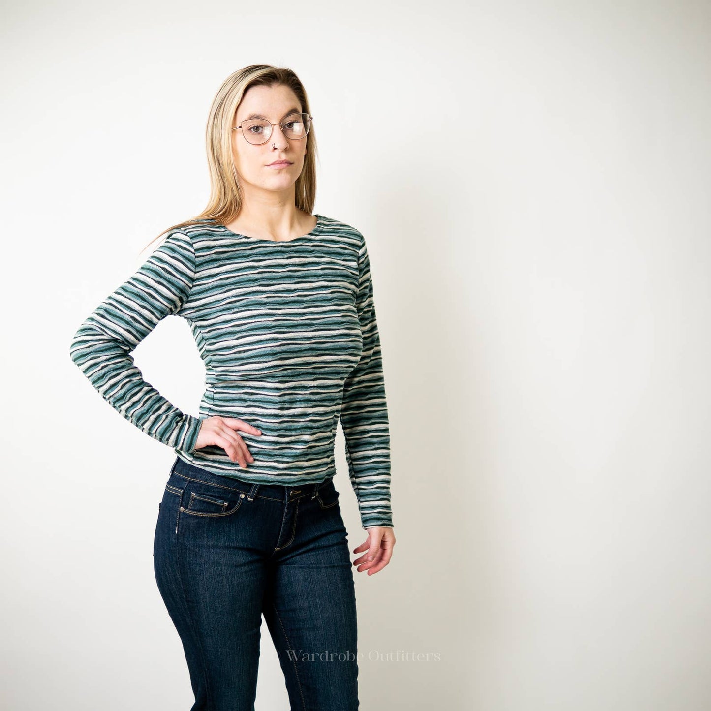 Vintage 90s Long Sleeve Wavy Tee - M