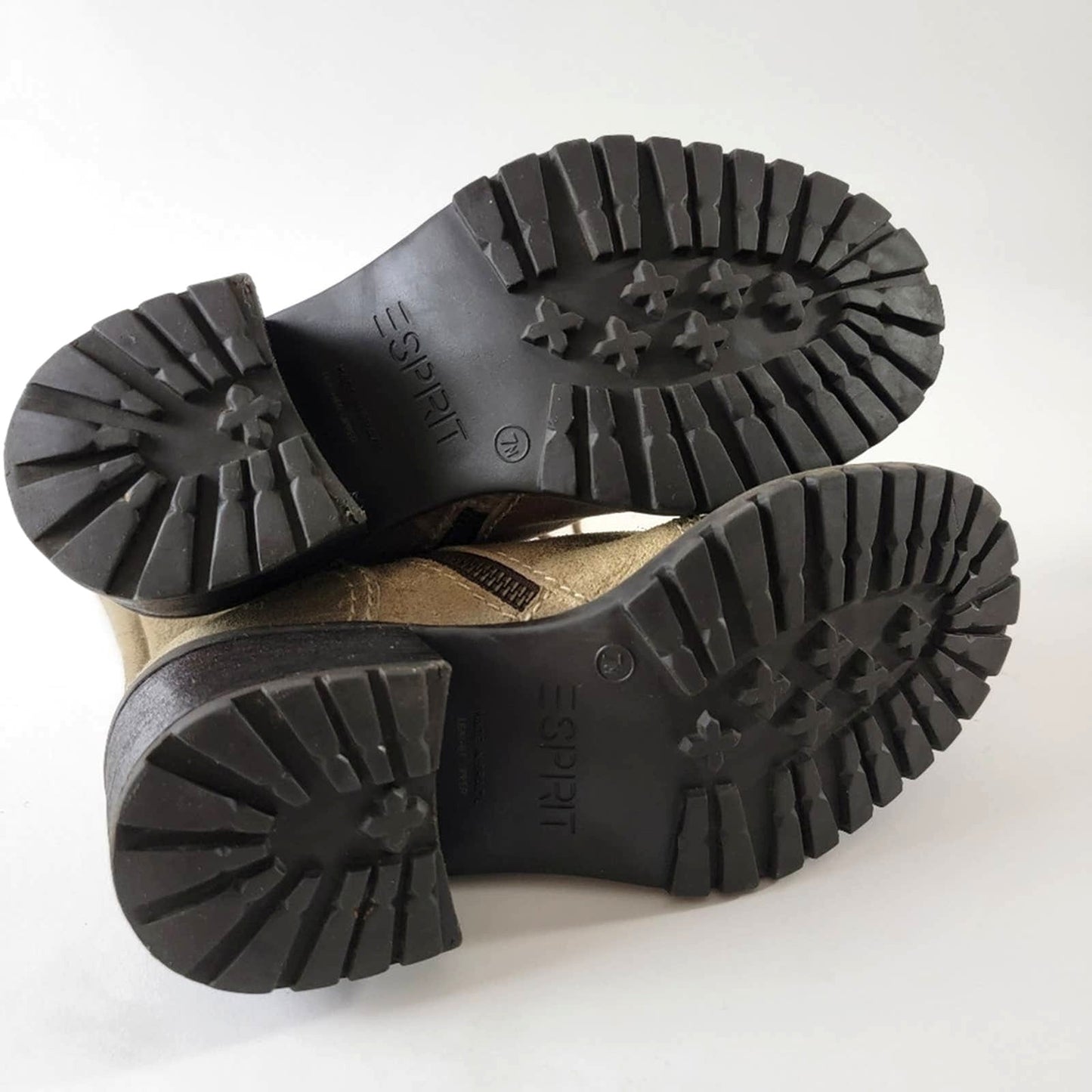 Vintage 90s Grunge Combat Chunky Platform Boots - 7