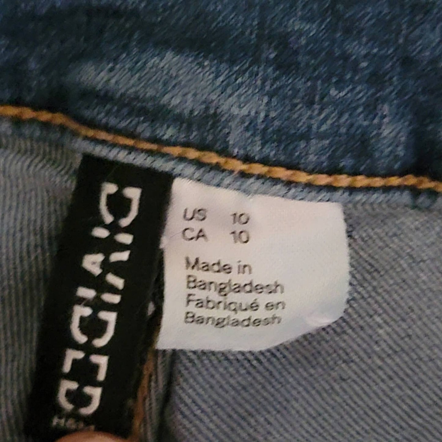 H&M Divided High Rise Denim Mom Shorts - 10