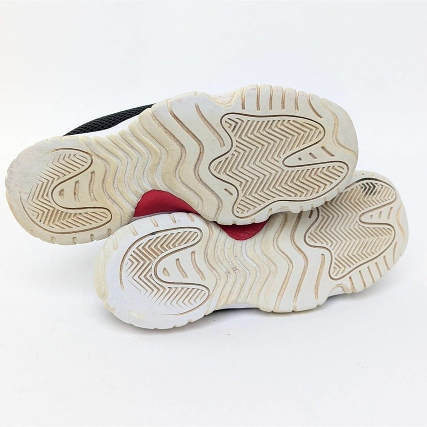 Air Jordan Future Low (BG) Big Kid's Shoes - 5.5