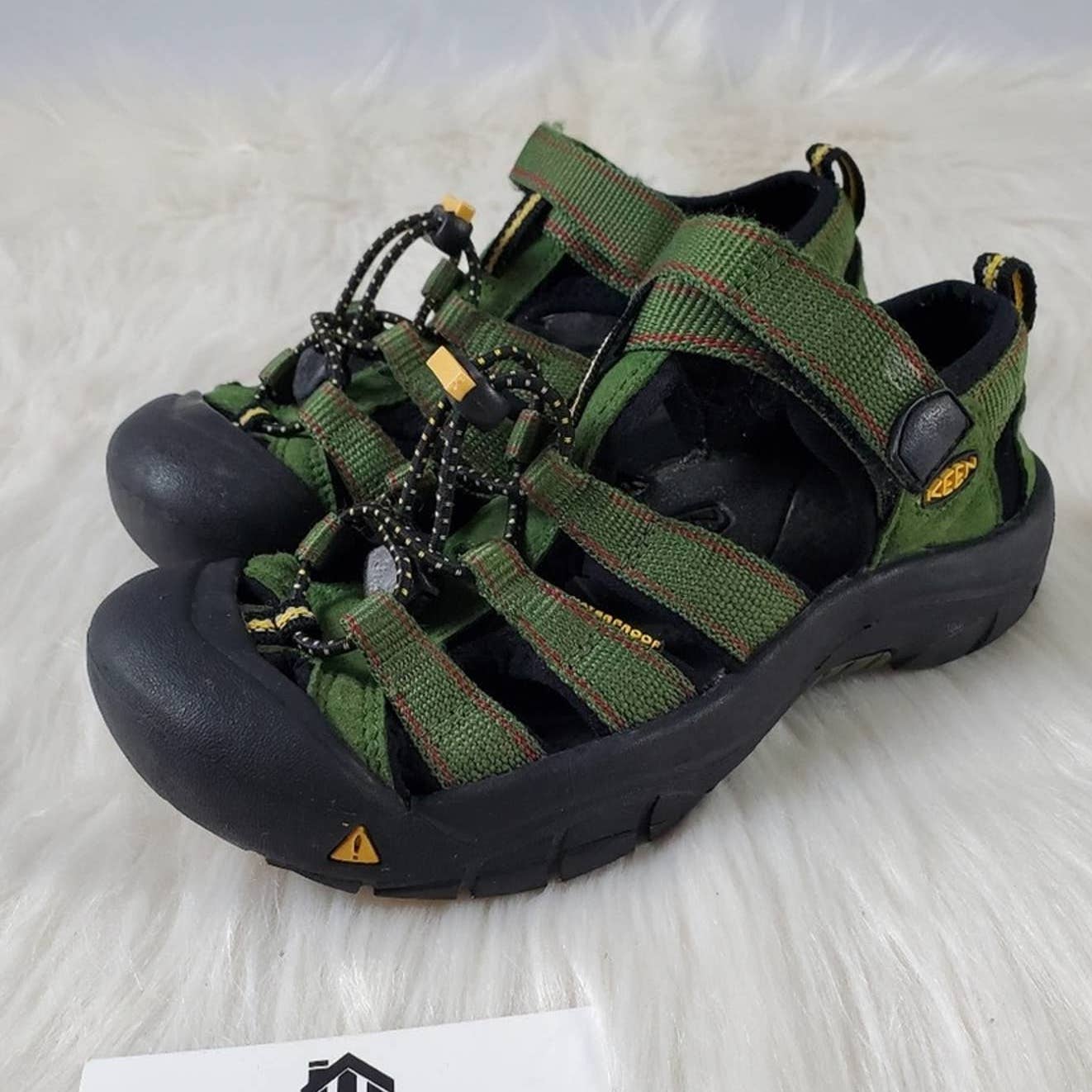 Keen Water Shoes Newport Bungee Hiking Sandals - 3