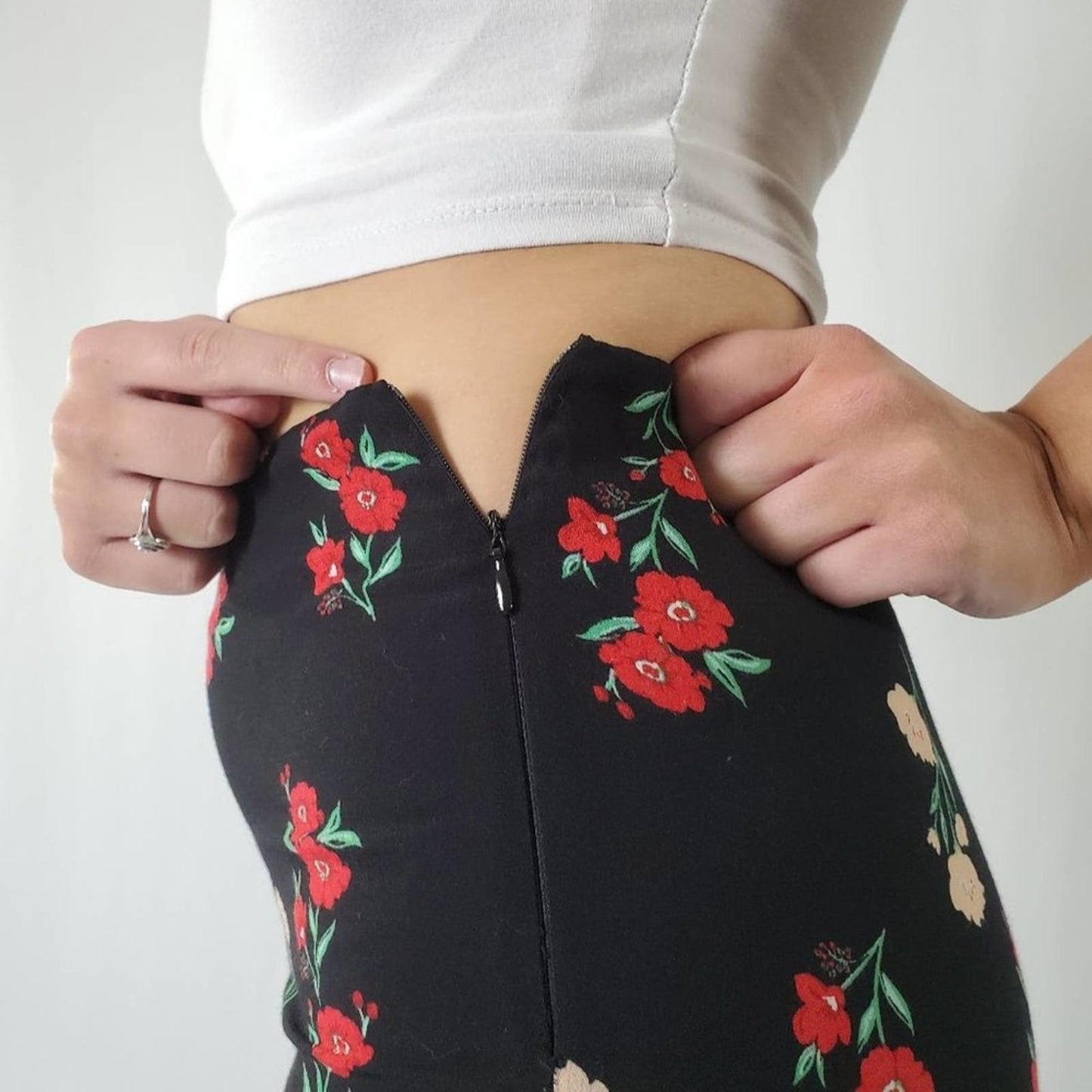 Forever 21 Floral Wide Leg Pants - S