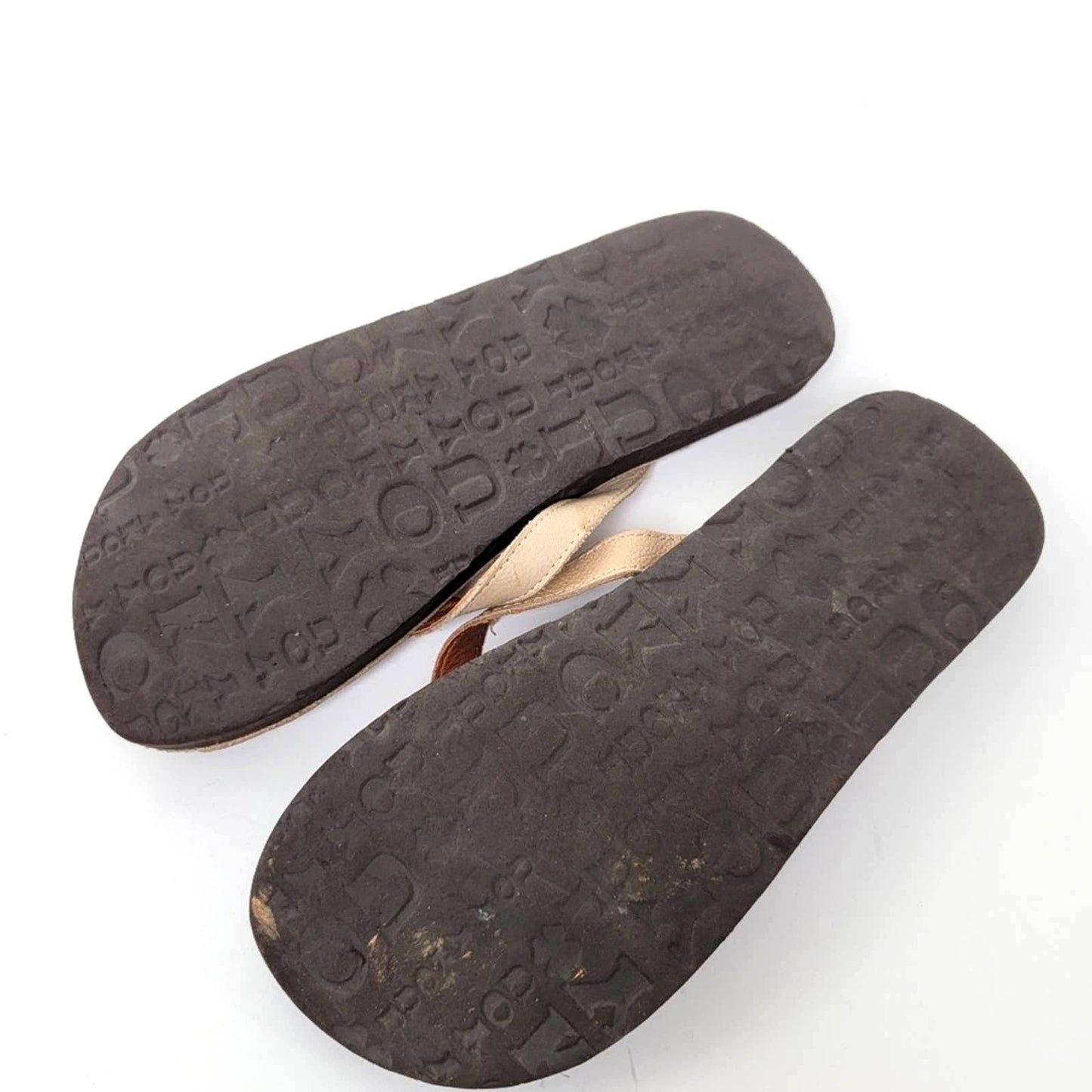 Lucky Brand Leather Buckle Embroidered Boho Thong Sandals - 7