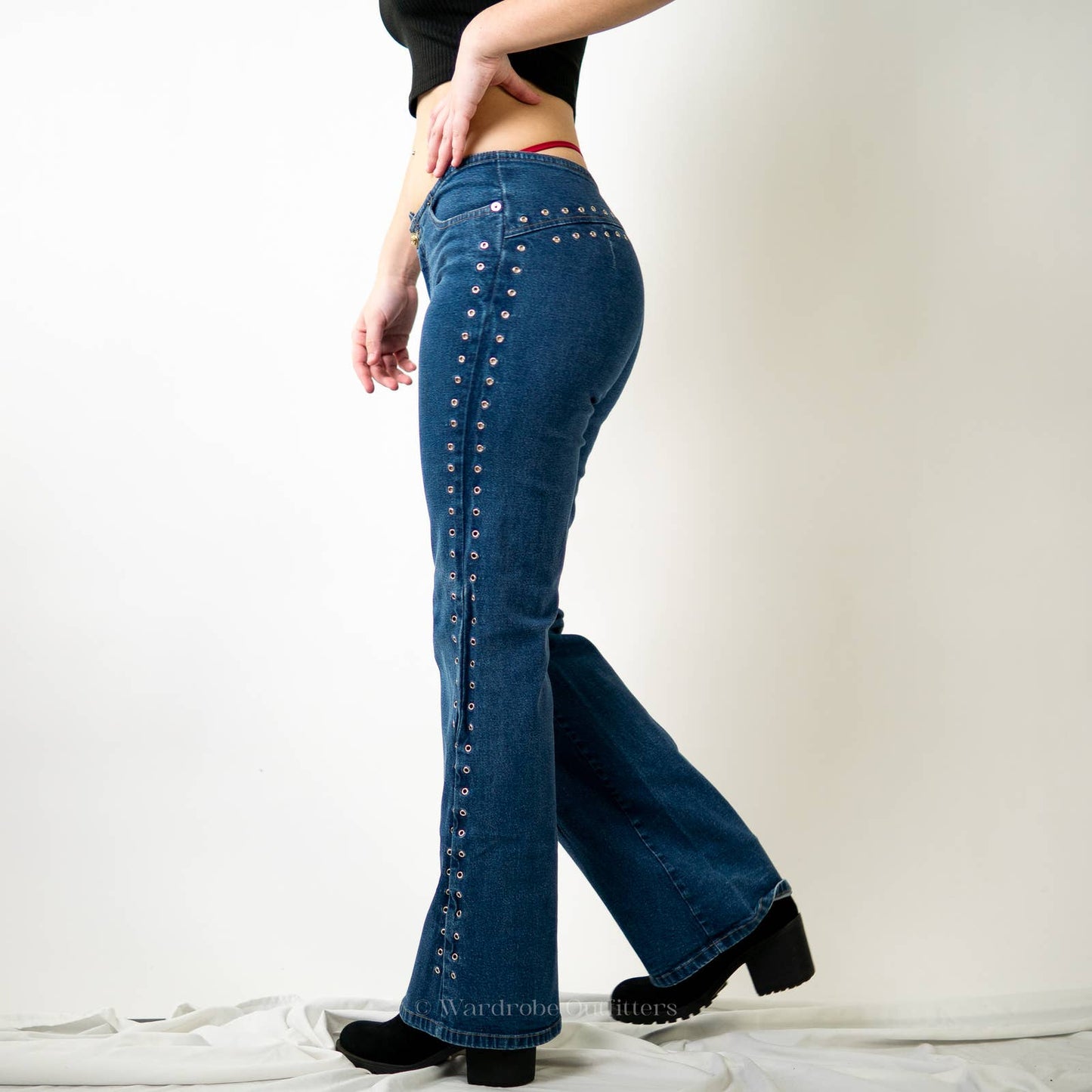Vintage Y2K Flare Seamless Low Rise Studded Jeans - 4